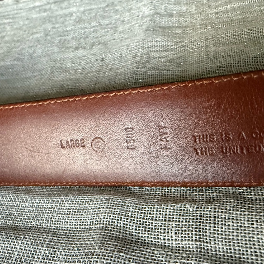 Coach Black and Brown Leather Belt with Gold Buckle - Picture 3 of 5